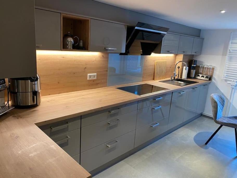 Ferienwohnung Hereinspaziert Wilhelmshaven Zewnętrze zdjęcie